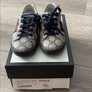 Little boys Gucci sneakers